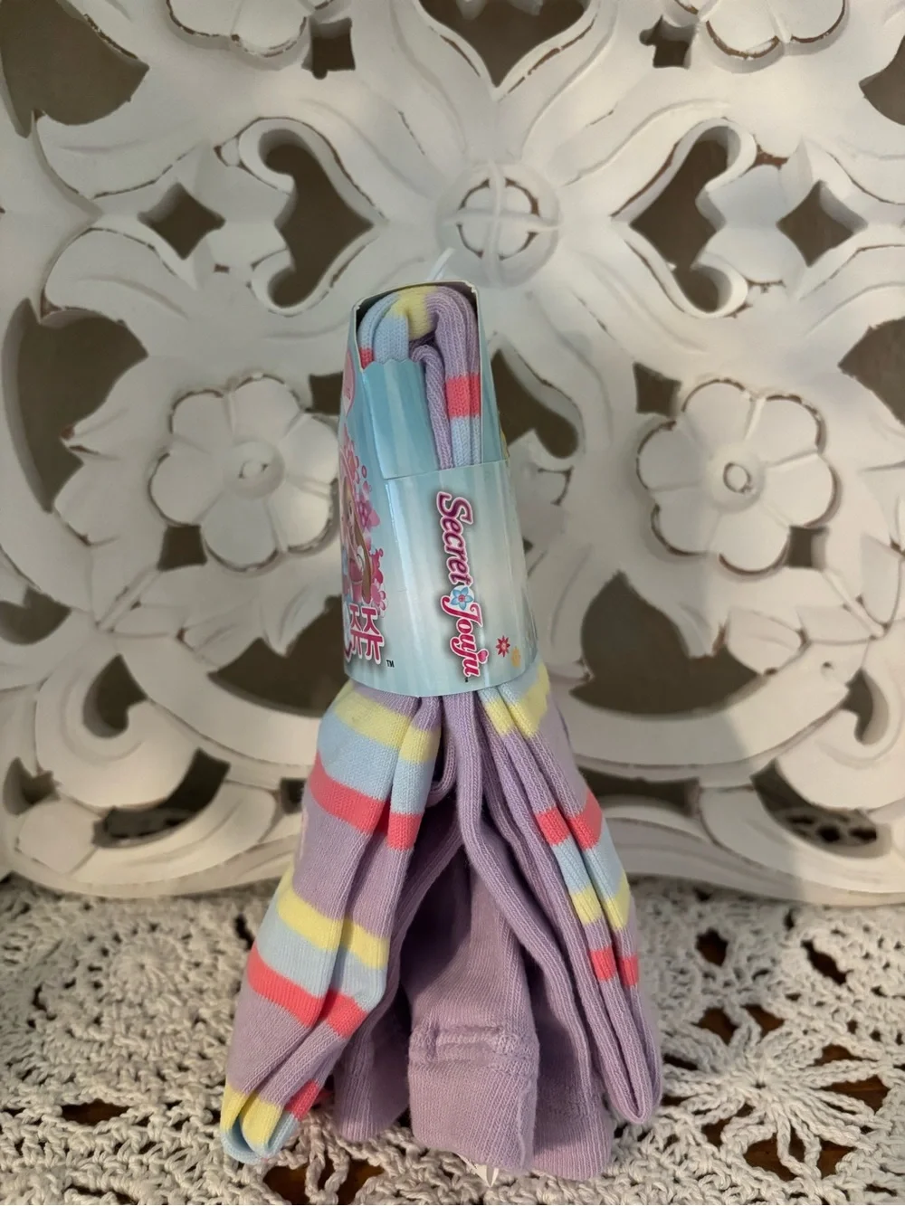 Secret Jouju girl tights.   Ages 9-10 years old. South Korean
